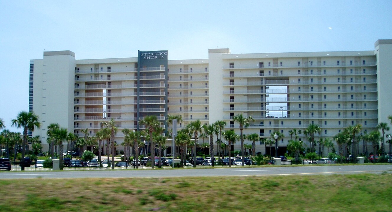 Sterling Shores Condominiums in Destin, FL - Building Photo