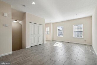145 Mercer Ct in Fairless Hills, PA - Building Photo - Building Photo