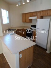 1544 S Owl Dr in Gilbert, AZ - Building Photo - Building Photo