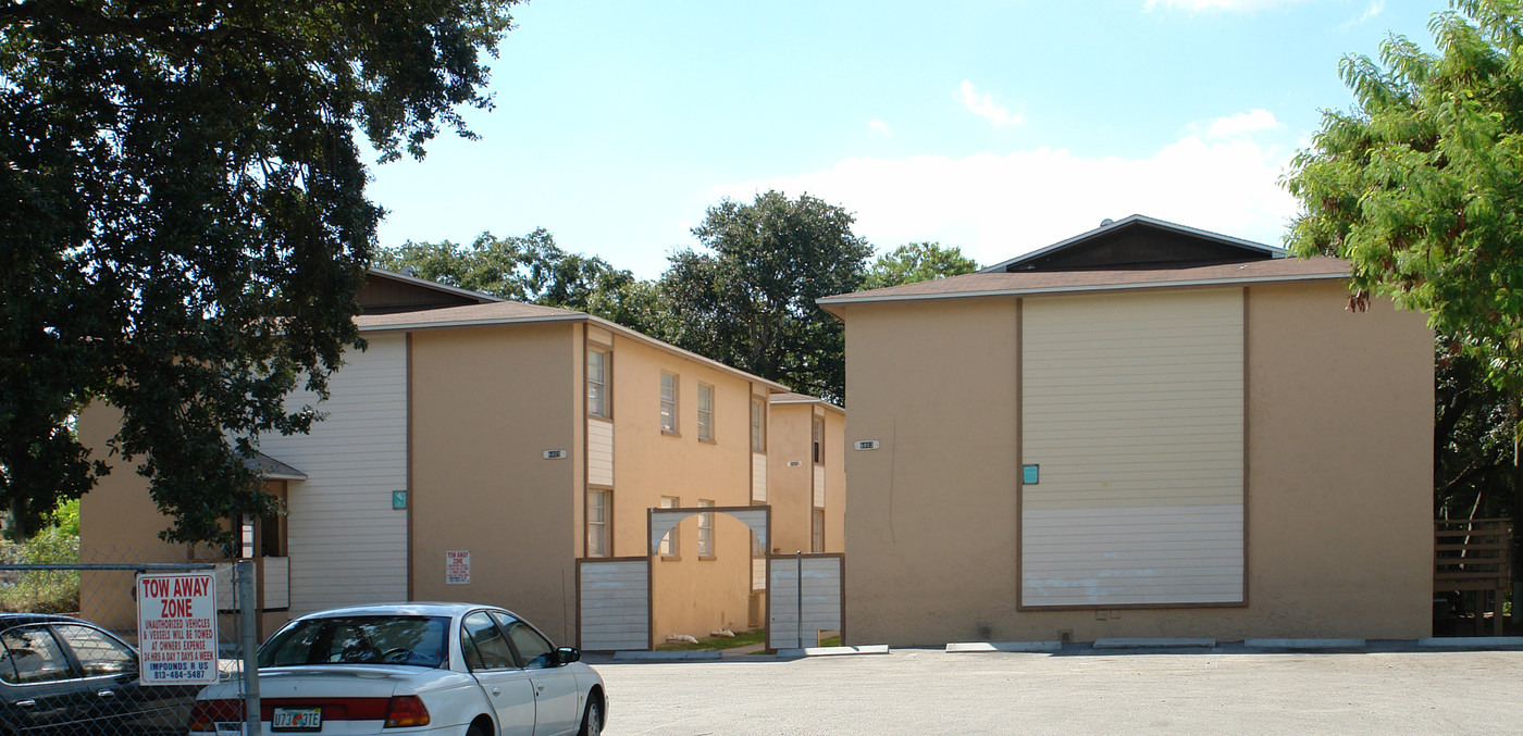 4 Building Apartment Complex in Tampa, FL - Building Photo