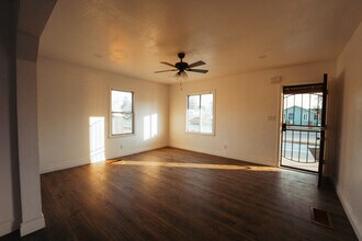 232 E Marengo Ave in Shafter, CA - Building Photo - Building Photo