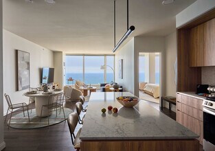 1000 S Michigan Ave in Chicago, IL - Building Photo - Building Photo