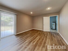 1408 Highview Rd in Brandon, FL - Building Photo - Building Photo