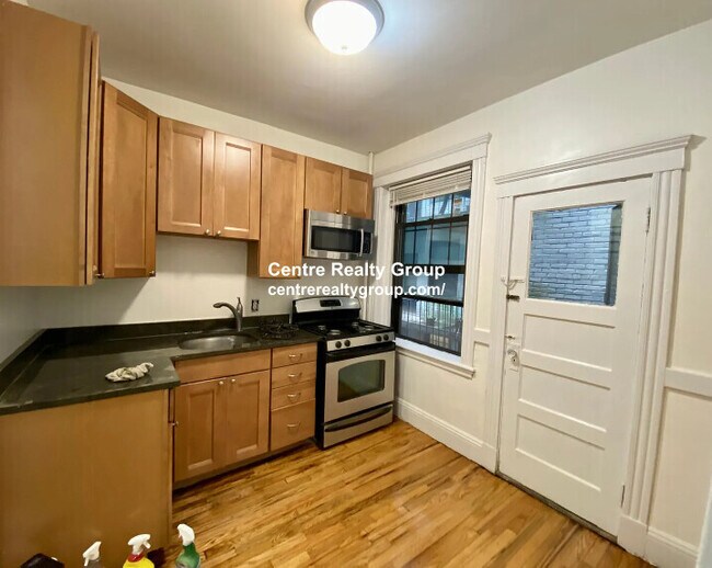 59 Lanark Rd, Unit 2 in Boston, MA - Building Photo - Building Photo