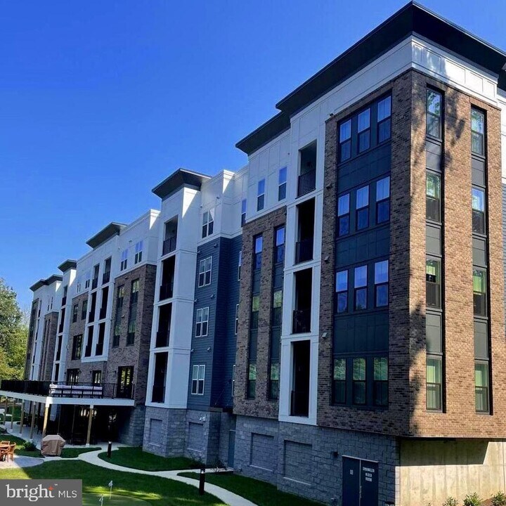 76 Old Mill Bottom Rd in Annapolis, MD - Building Photo