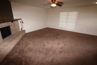 17514 Autumn Trails Ln in Houston, TX - Foto de edificio - Building Photo