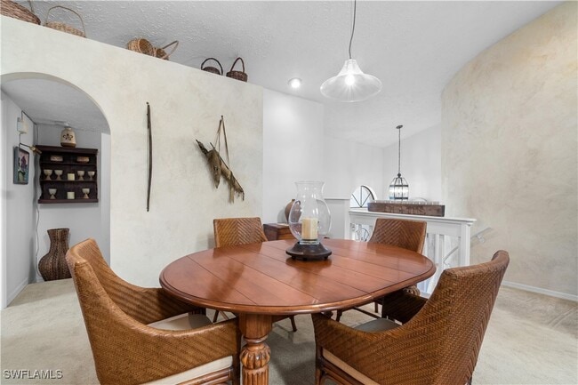 property at 2206 Anchorage Ln