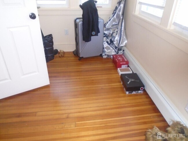 206 Washington Ave in Carteret, NJ - Building Photo - Building Photo