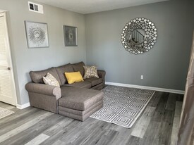Oliver Corners Apartments in Atlanta, GA - Building Photo