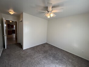 10209 Polo Saddle Dr in Bakersfield, CA - Building Photo - Building Photo