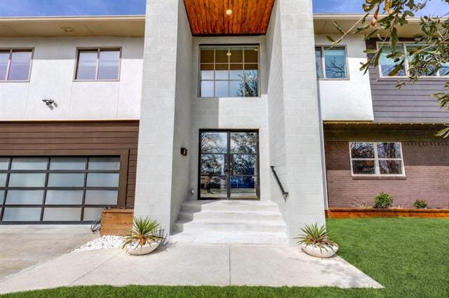 property at 9831 Lakemont Dr