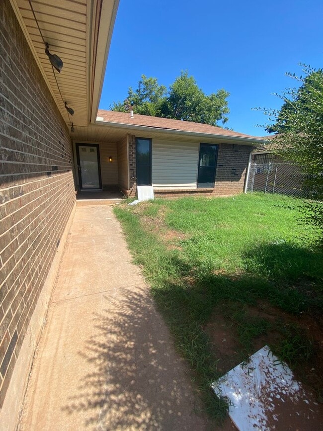 4920 Cinderella Dr in Oklahoma City, OK - Building Photo - Building Photo