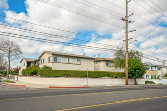 23315-23323 Arlington Ave in Torrance, CA - Building Photo - Building Photo