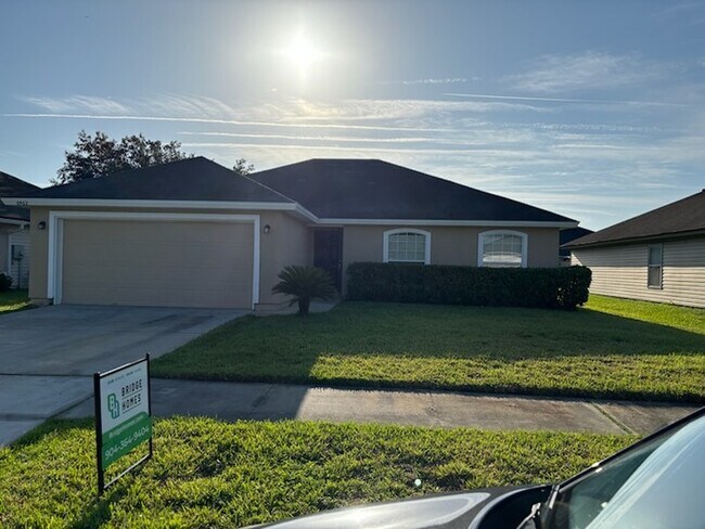 6463 Silk Leaf Ln
