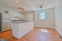 1915 E 29th St photo'