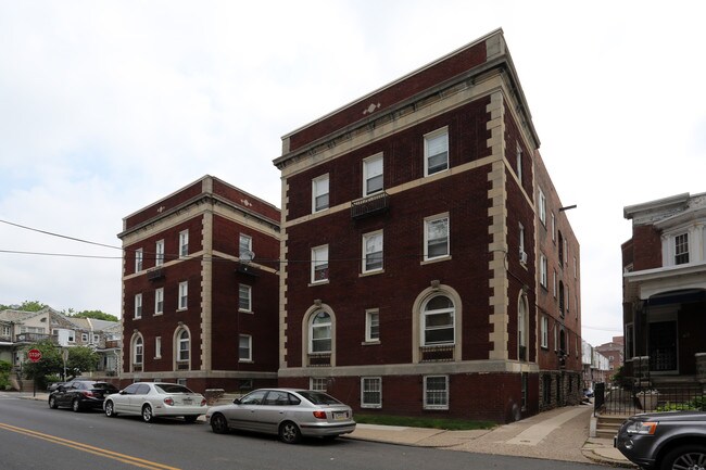 4950 Pine Street in Philadelphia, PA - Building Photo - Building Photo