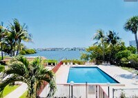 720 N Dixie Hwy photo'