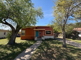 418 Waverly Dr in Corpus Christi, TX - Building Photo