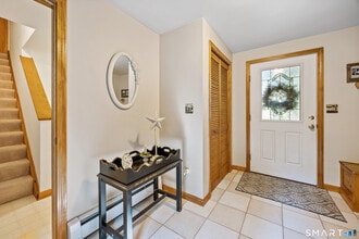 7 Stephens Ct in Clinton, CT - Building Photo - Building Photo