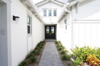 15192 Wildwood Cir in Westlake, FL - Building Photo - Building Photo