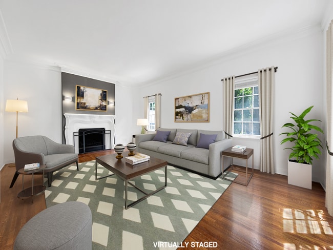 7467 Hollywood Blvd, Unit 5 in Los Angeles, CA - Building Photo - Building Photo