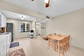 138 S Cypress Rd in Pompano Beach, FL - Building Photo - Building Photo