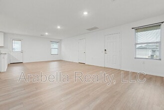 12006 Still Pass in San Antonio, TX - Building Photo - Building Photo