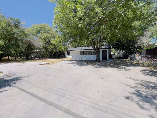 105 Nauert St in Copperas Cove, TX - Foto de edificio - Building Photo