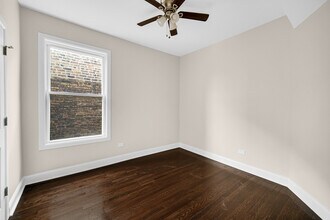 7011 S Prairie Ave in Chicago, IL - Building Photo - Building Photo