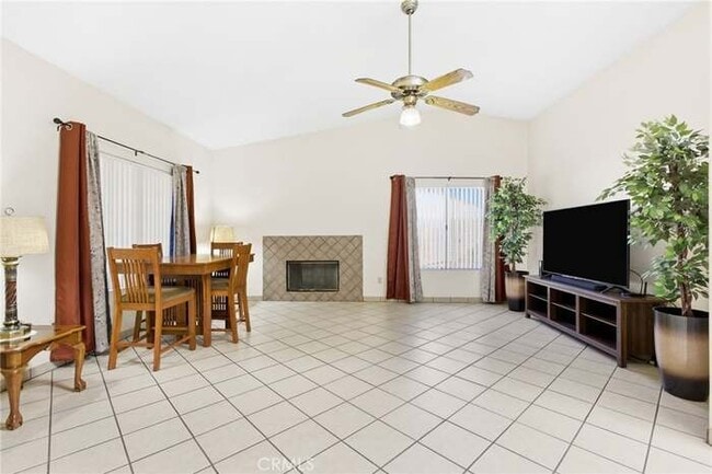 25529 Brodiaea Ave in Moreno Valley, CA - Building Photo - Building Photo