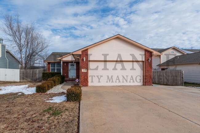 property at 1938 S Chateau St