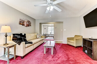 105 Crossvine Ct in Savannah, GA - Foto de edificio - Building Photo
