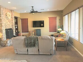 392 W Aster Dr in Chandler, AZ - Building Photo - Building Photo