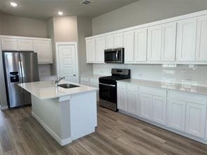 property at 513 Woodland Ave