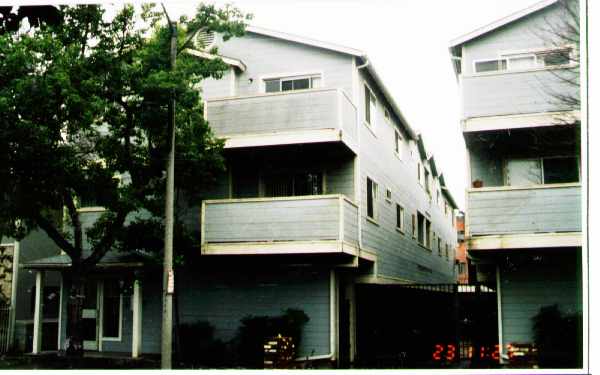 6655 Hammond Ave in Long Beach, CA - Building Photo