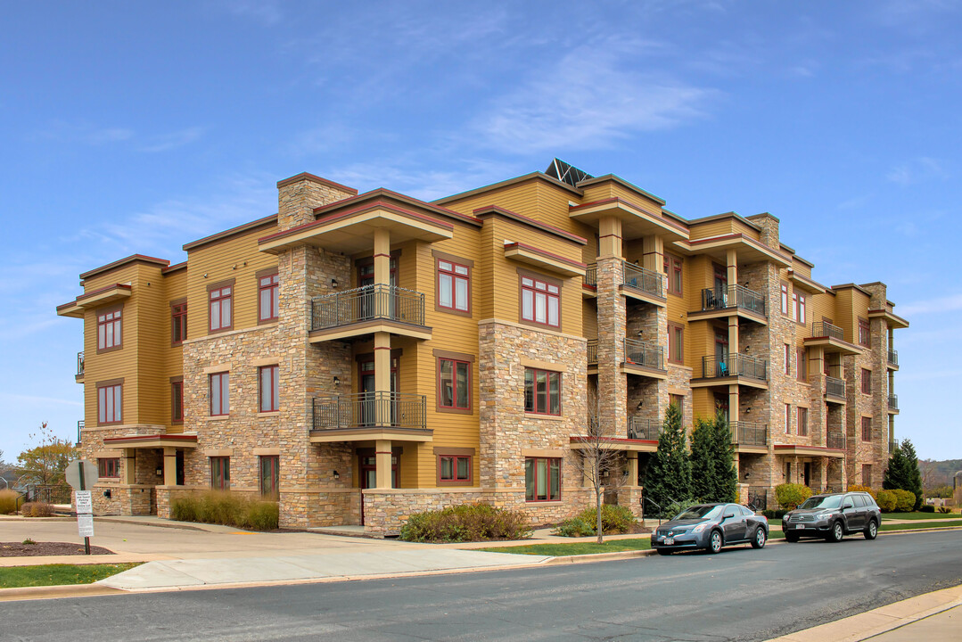 The Overlook at Midtown in Madison, WI - Building Photo