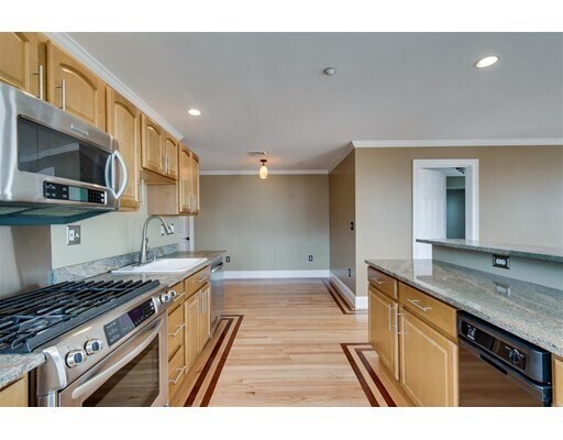 39 Dorchester St-Unit -18 in Boston, MA - Foto de edificio
