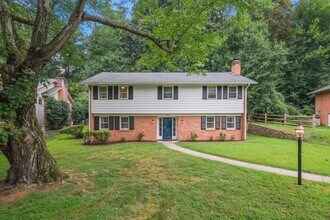 11506 Stonewood Ln in Rockville, MD - Building Photo - Building Photo