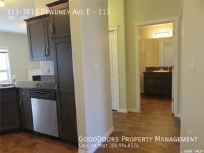 3810-3810 Dewdney Ave E in Regina, SK - Building Photo - Building Photo