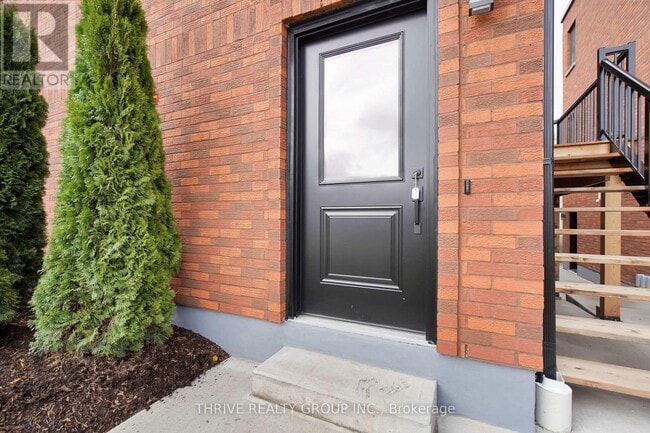 74 Church St in Stratford, ON - Building Photo - Building Photo