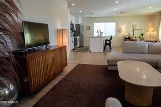 8701 E Chaparral Rd in Scottsdale, AZ - Building Photo - Building Photo