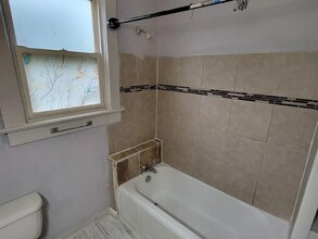 1609 SW Buchanan St in Topeka, KS - Foto de edificio - Building Photo