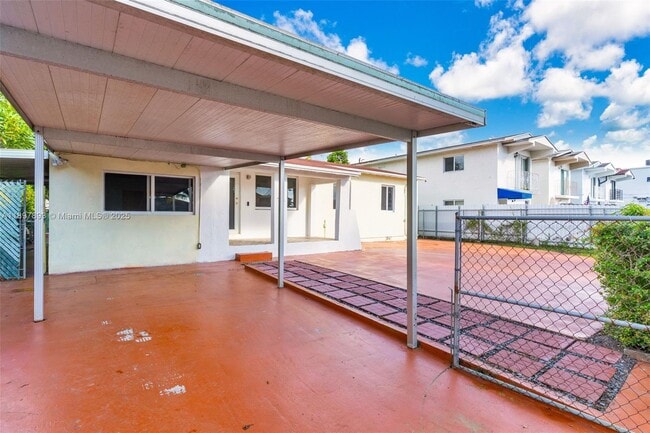 701 Tamiami Canal Rd in Miami, FL - Building Photo - Building Photo