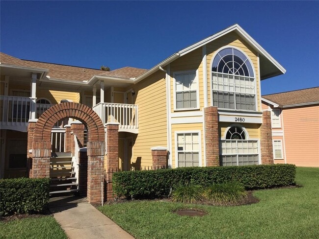 2480 Sweetwater Club Cir