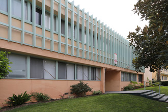 Buckingham Apartments in Los Angeles, CA - Building Photo - Building Photo