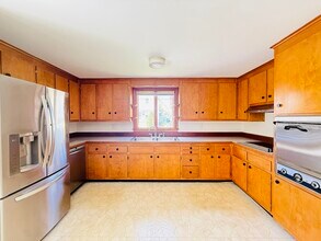 30 Gardner St in Newton, MA - Building Photo - Building Photo