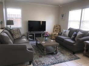 818 Mccune Ct in Gulfport, MS - Building Photo - Building Photo