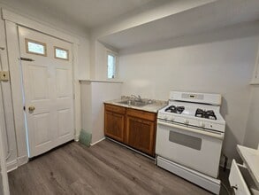 6523 Stanton Ave in Pittsburgh, PA - Building Photo - Building Photo