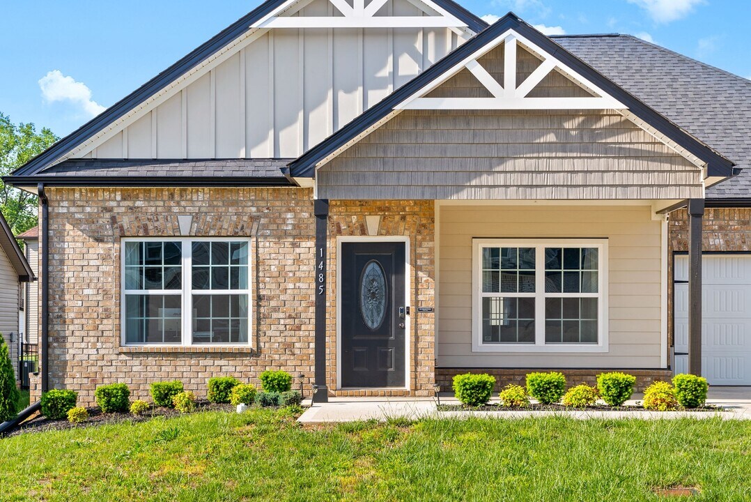 1485 Citadel Dr in Clarksville, TN - Building Photo
