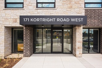 171 Kortright Rd W in Guelph, ON - Building Photo - Building Photo